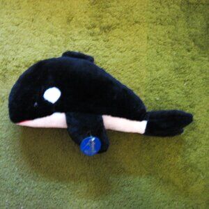 Sea World's Shamu Large 22" Plush Toy Collectible from 1989 with tags